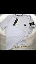 Load image into Gallery viewer, T-shirt