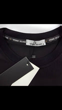 Load image into Gallery viewer, T-shirt