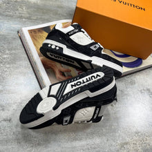 Load image into Gallery viewer, Shoes