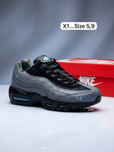 Load image into Gallery viewer, Shoes men