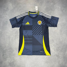 Load image into Gallery viewer, Tshirt