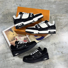 Load image into Gallery viewer, Shoes