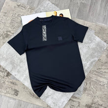 Load image into Gallery viewer, T-shirt