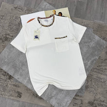 Load image into Gallery viewer, T-shirt