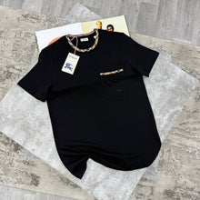 Load image into Gallery viewer, T-shirt