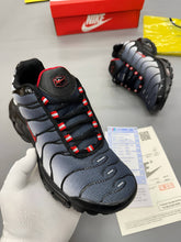 Load image into Gallery viewer, Shoes men