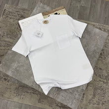 Load image into Gallery viewer, Tshirt