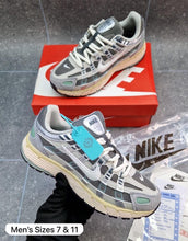 Load image into Gallery viewer, Shoes