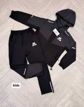 Load image into Gallery viewer, Tracksuit boy