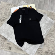 Load image into Gallery viewer, T-shirt