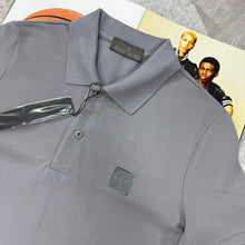 Load image into Gallery viewer, T-shirt