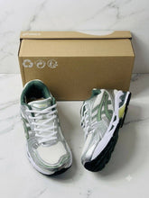 Load image into Gallery viewer, Shoes