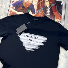 Load image into Gallery viewer, Tshirt