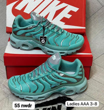 Load image into Gallery viewer, Shoes