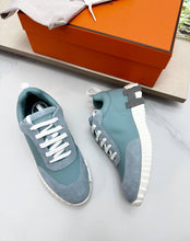 Load image into Gallery viewer, Shoes