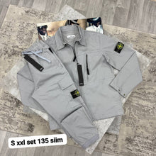 Load image into Gallery viewer, Tracksuit