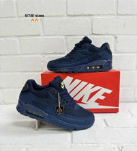 Load image into Gallery viewer, Shoes