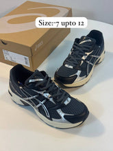Load image into Gallery viewer, Shoes