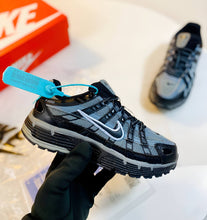 Load image into Gallery viewer, Shoes