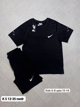 Load image into Gallery viewer, Tshirt