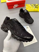 Load image into Gallery viewer, Shoes men