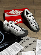 Load image into Gallery viewer, Shoes
