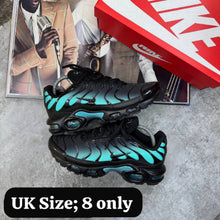 Load image into Gallery viewer, Shoes