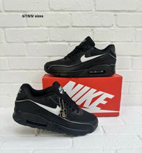Load image into Gallery viewer, Shoes