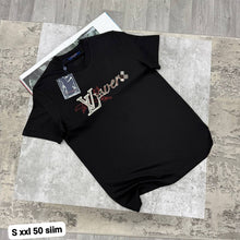 Load image into Gallery viewer, Tshirt