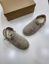 Load image into Gallery viewer, Slipper