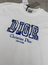 Load image into Gallery viewer, T-shirt