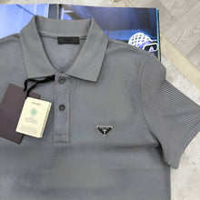 Load image into Gallery viewer, T-shirt