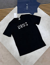 Load image into Gallery viewer, T-shirt