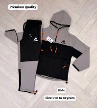 Load image into Gallery viewer, Tracksuit boy