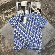 Load image into Gallery viewer, Tshirt
