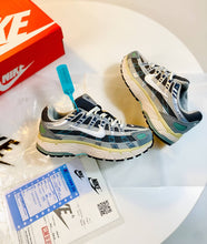 Load image into Gallery viewer, Shoes
