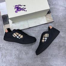 Load image into Gallery viewer, Shoes