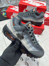Load image into Gallery viewer, Shoes