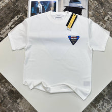 Load image into Gallery viewer, Tshirt