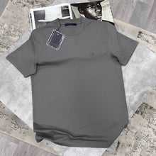 Load image into Gallery viewer, Tshirt