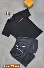 Load image into Gallery viewer, T-shirt
