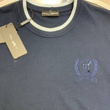 Load image into Gallery viewer, T-shirt