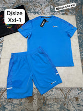 Load image into Gallery viewer, T-shirt