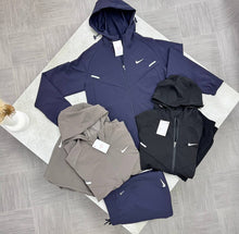 Load image into Gallery viewer, Tracksuit