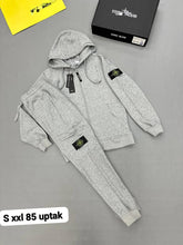 Load image into Gallery viewer, Tracksuit