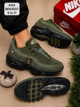 Load image into Gallery viewer, Shoes