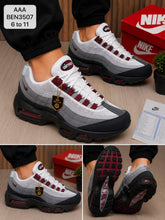 Load image into Gallery viewer, Shoes