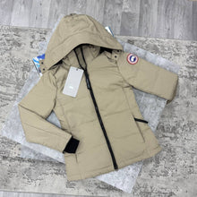 Load image into Gallery viewer, Jacket