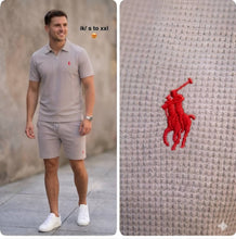 Load image into Gallery viewer, T-shirt