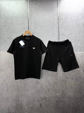 Load image into Gallery viewer, Tshirt
